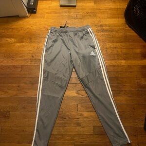 Adidas pantS NWOT